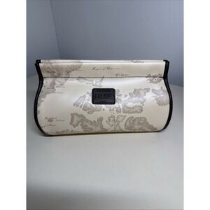1a Classe Alviero Martini  Beauty authentic map print accessories bag 9 in